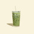 Vaso de vidrio de Matcha Addict con matcha latte helado y bombilla de vidrio
